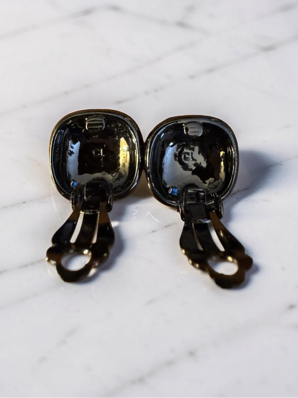 Liz Claiborne Paved Black Rhinestone Clip-on Earrings - Picture 4 of 4